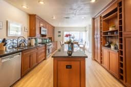 Stunning 4 Bedroom 1 Level- Pool, Spa, Grass Yard, Fire Pit, Garage, BBQ - Image 4