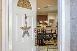 Stunning huge one level 1350 ft.² cottage - Image 3
