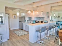 STUNNINGLY PERFECT @Beach ALL NEW REMODEL ++Galore - Image 2