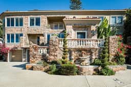Unparalleled Villa Condo in an Enchanting Village - Image 3