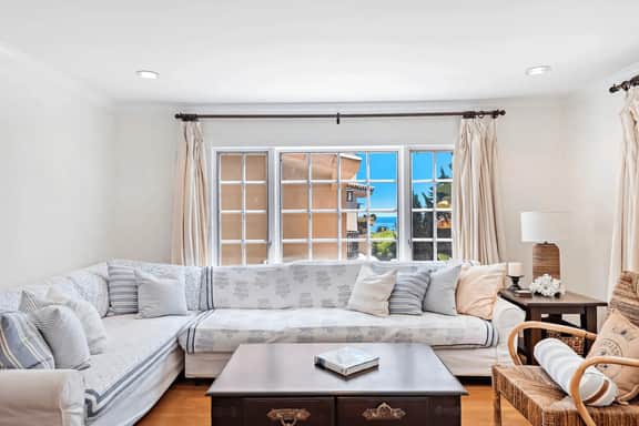 Luxurious Seaside Escape-85 Steps to the Beach-Panoramic Ocean Views - Image 4